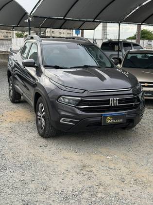 FIAT TORO 2.0 16V TURBO DIESEL FREEDOM 4WD AT9 FIAT TORO 2.0 16V TURBO DIESEL FREEDOM 4WD AT9